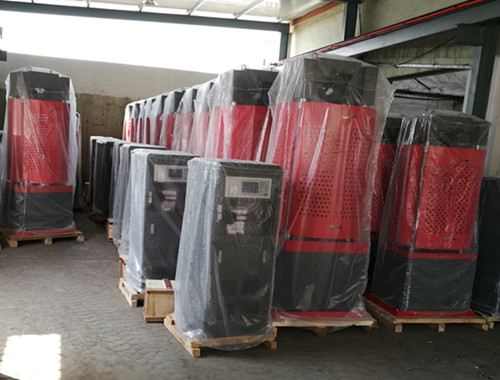 液壓萬能試驗(yàn)機(jī)倉(cāng)庫(kù)